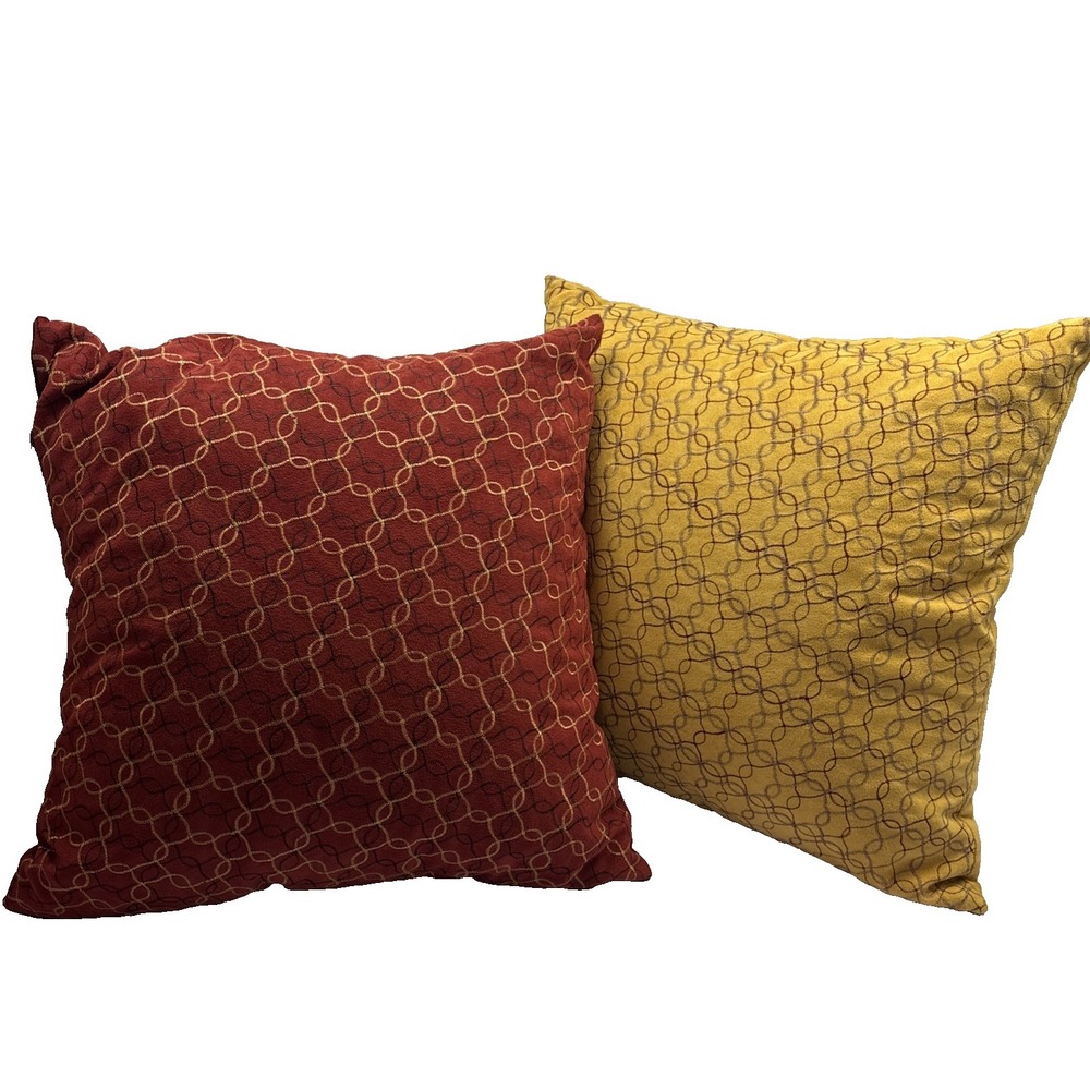 Vtg Pair (2) Classic Pier 1 Accent Pillow Red And Gold Repeating‎ Pattern